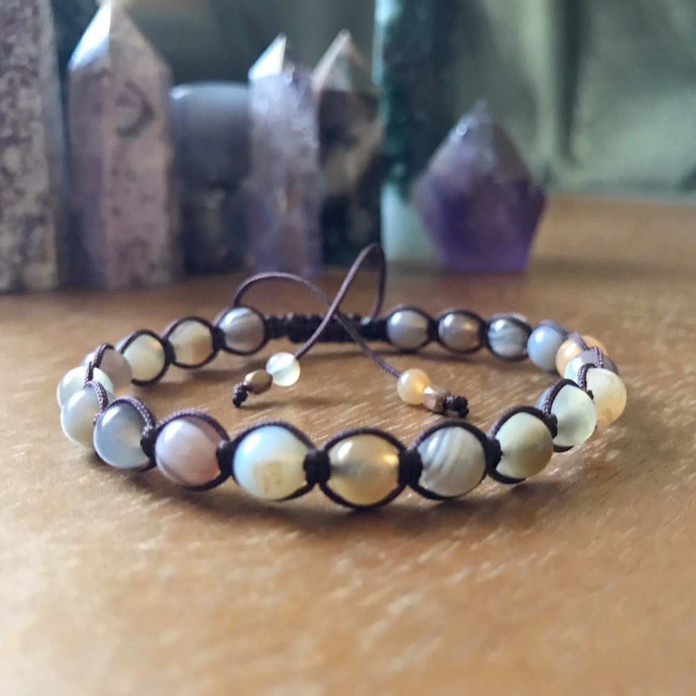 Handmade} Botswana Banded Agate Bracelet